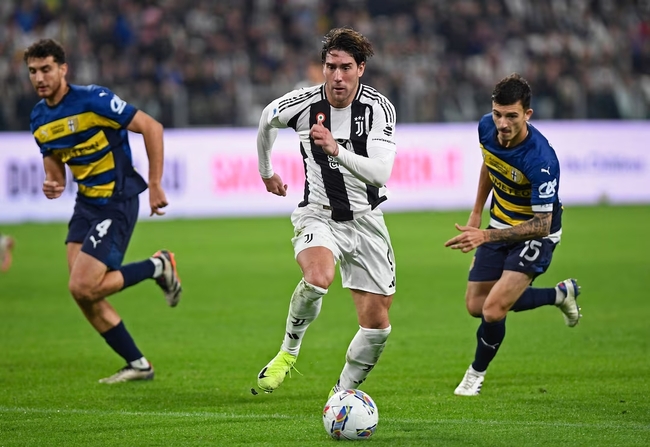 Màn thư hùng kịch tính Juventus vs Parma